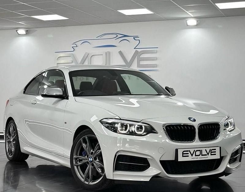 White Used 2018 BMW M240 M Sport Coupe | £20,995 (Fair price) - Image 1/4
