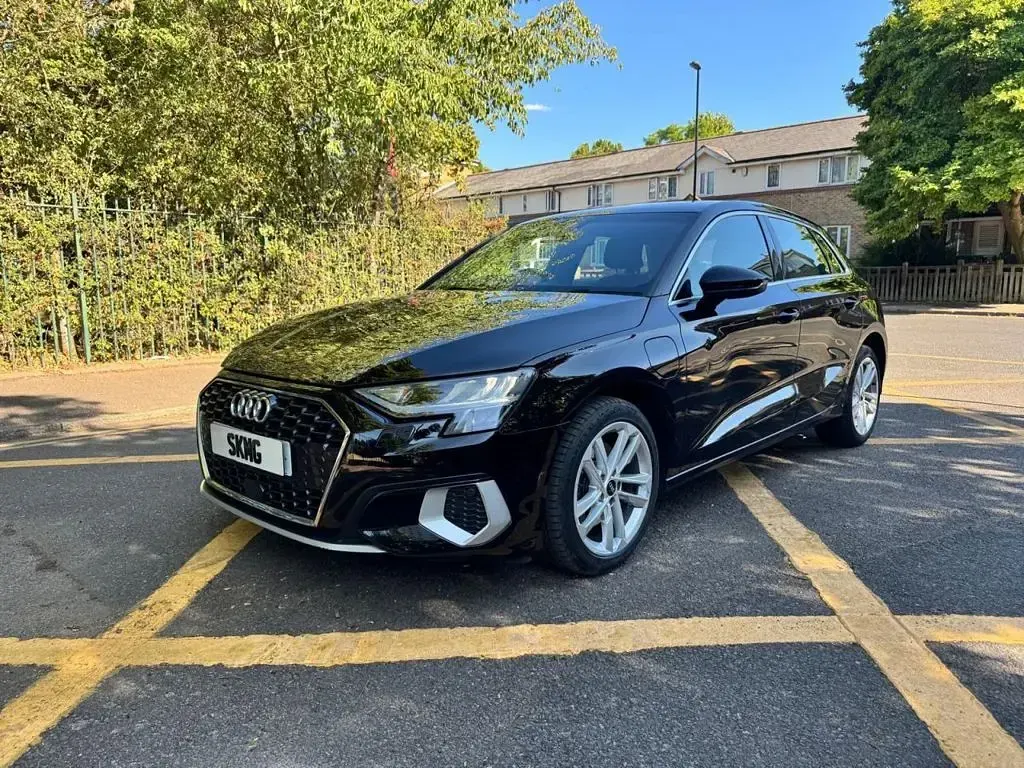 Used Audi A3 Sportback Sport 204 HP (150 kW) 2022 Black Hatchback