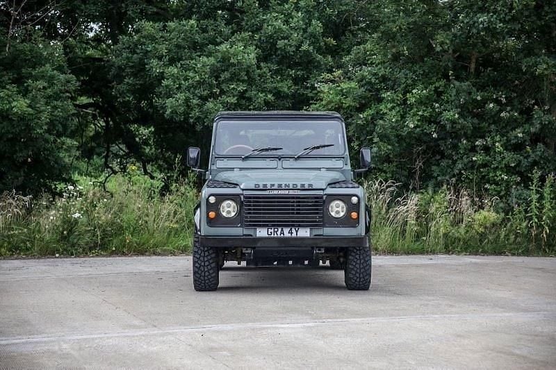 Used Land Rover Defender 90 HP (66 kW) 1988 White SUV