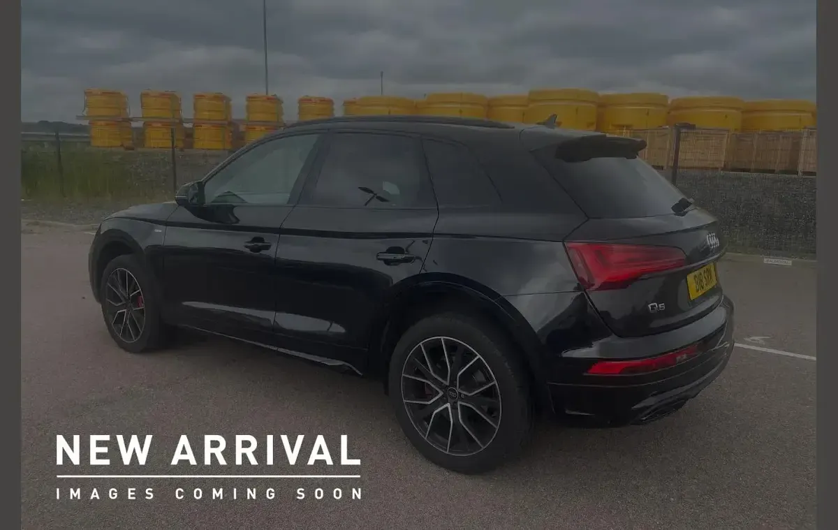 Used Audi Q5 Comfort 200 HP (147 kW) 2023 Black SUV