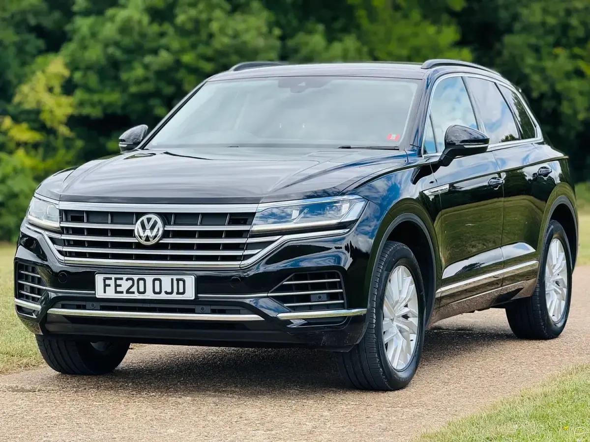 Used VW Touareg SEL 231 HP (169 kW) 2020 Black SUV