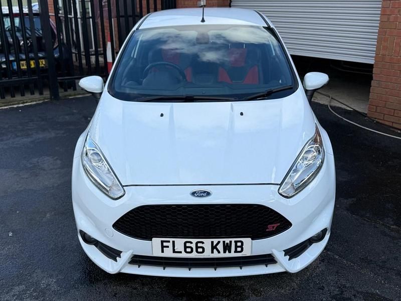 Used Ford Fiesta ST 2016 White Hatchback