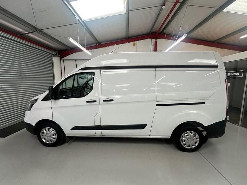 Used Ford Transit Custom 130 HP (95 kW) 2022 White Van