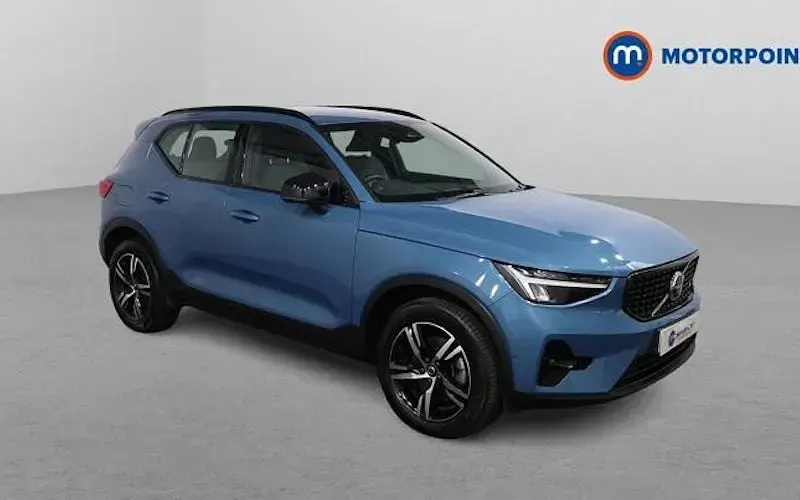 Begagnad Volvo XC40 Plus 163 HK (119 kW) 2026 SUV