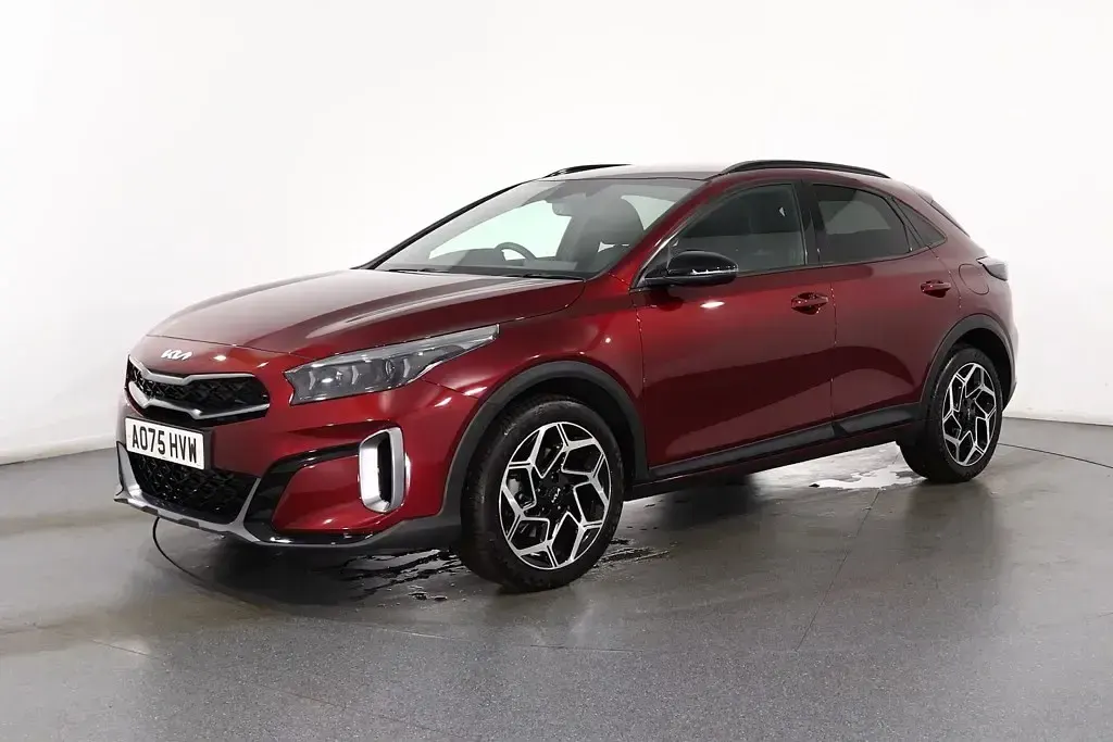 Used Kia XCeed EX 2025 Red SUV