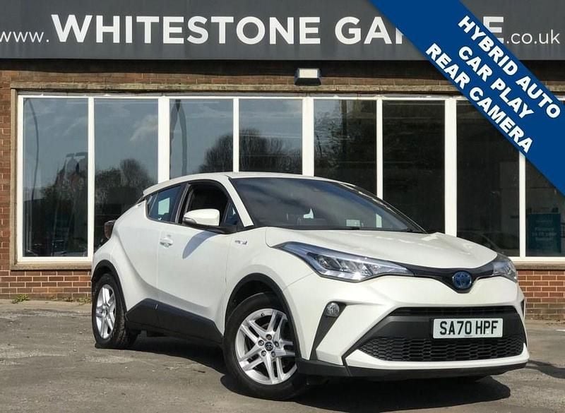 White Used 2021 Toyota C-HR SUV | £14,650 (Good price) - Image 1/4