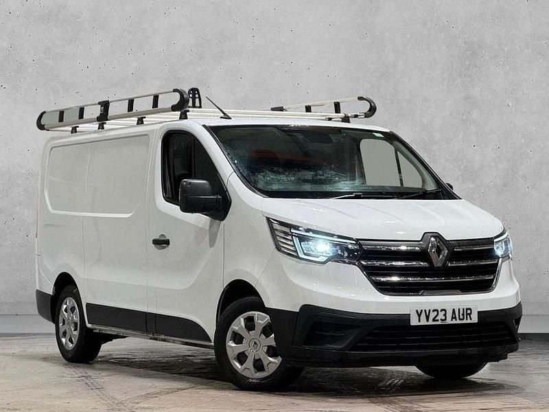 Used Renault Trafic 2023 White MPV