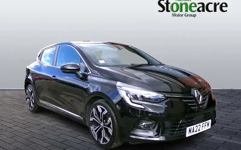 Used Renault Clio Version S 140 HP (102 kW) 2022 Hatchback