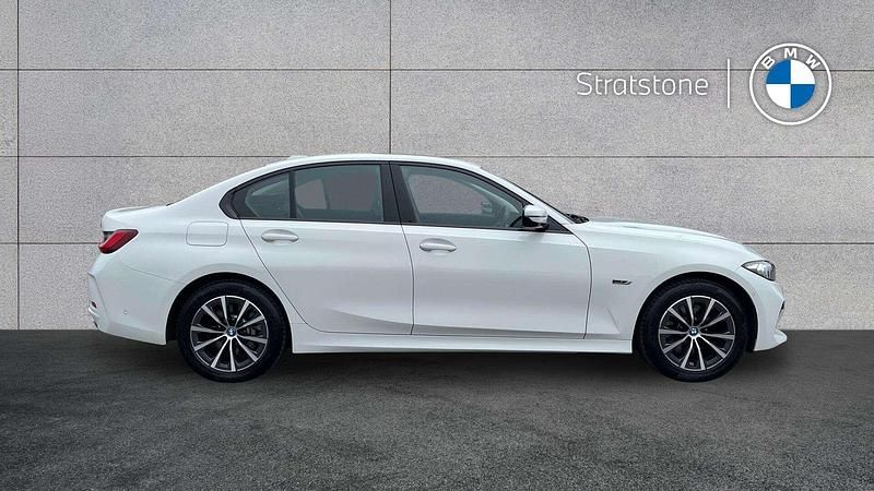 Used BMW 330e Sport Line 288 HP (211 kW) 2023 White