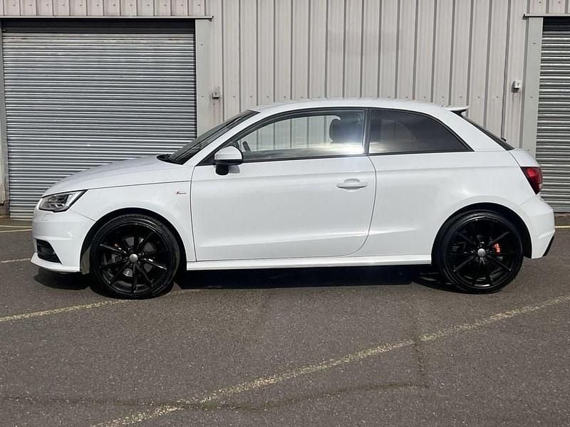 Used Audi A1 Black Edition 150 HP (110 kW) 2017 White Hatchback