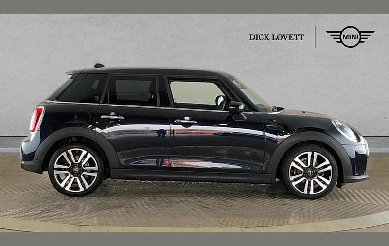 Used Mini Cooper Exclusive 134 HP (98 kW) 2022 Black Hatchback