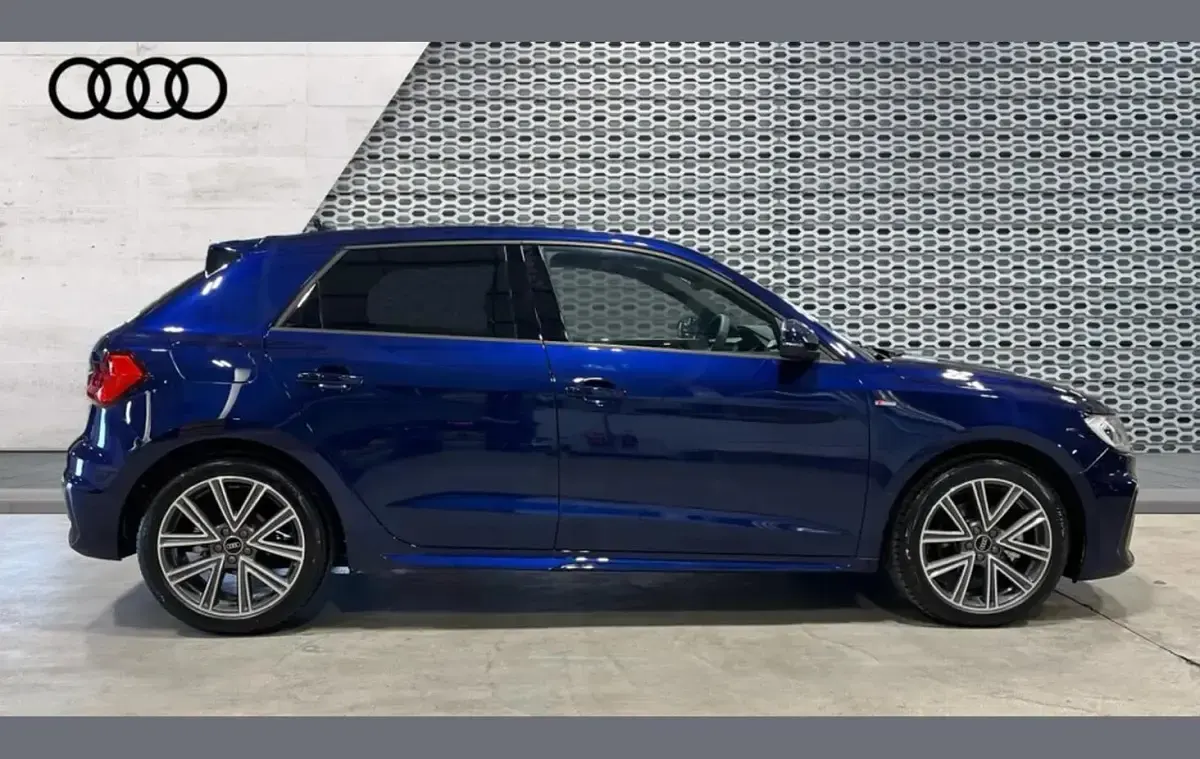 New Audi A1 S-Line 147 HP (108 kW) 2026 Blue SUV