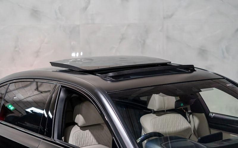 Used BMW M760 M Sport 610 HP (448 kW) 2018 Black Sedan