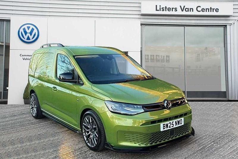 Used VW Caddy Pro 122 HP (89 kW) 2025 Green MPV