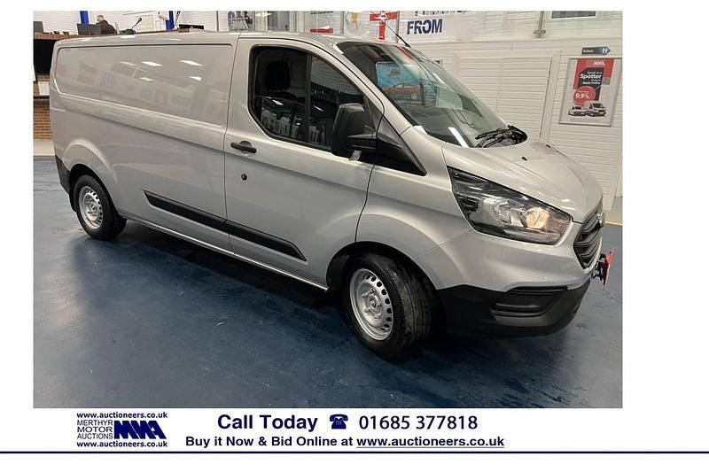 Used Ford Transit Custom 130 HP (95 kW) 2018 Silver Van