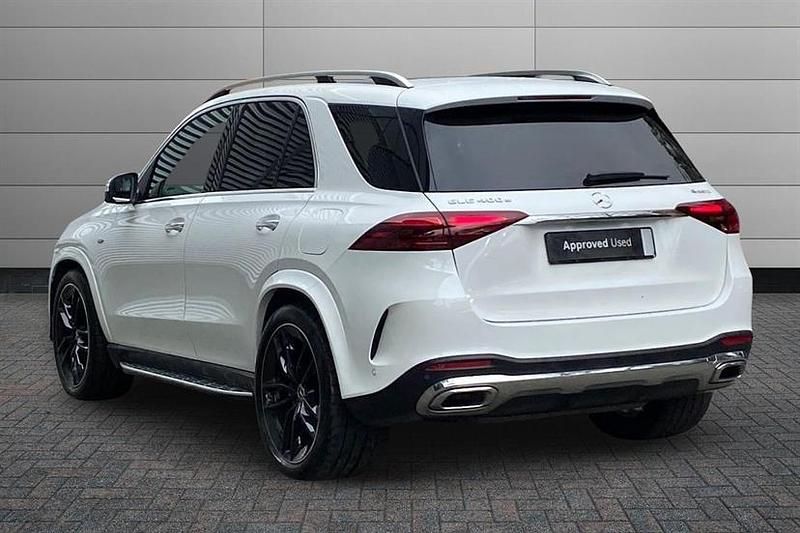 Used Mercedes GLE400 AMG Line Premium Plus 381 HP (280 kW) 2025 Opalite white Estate