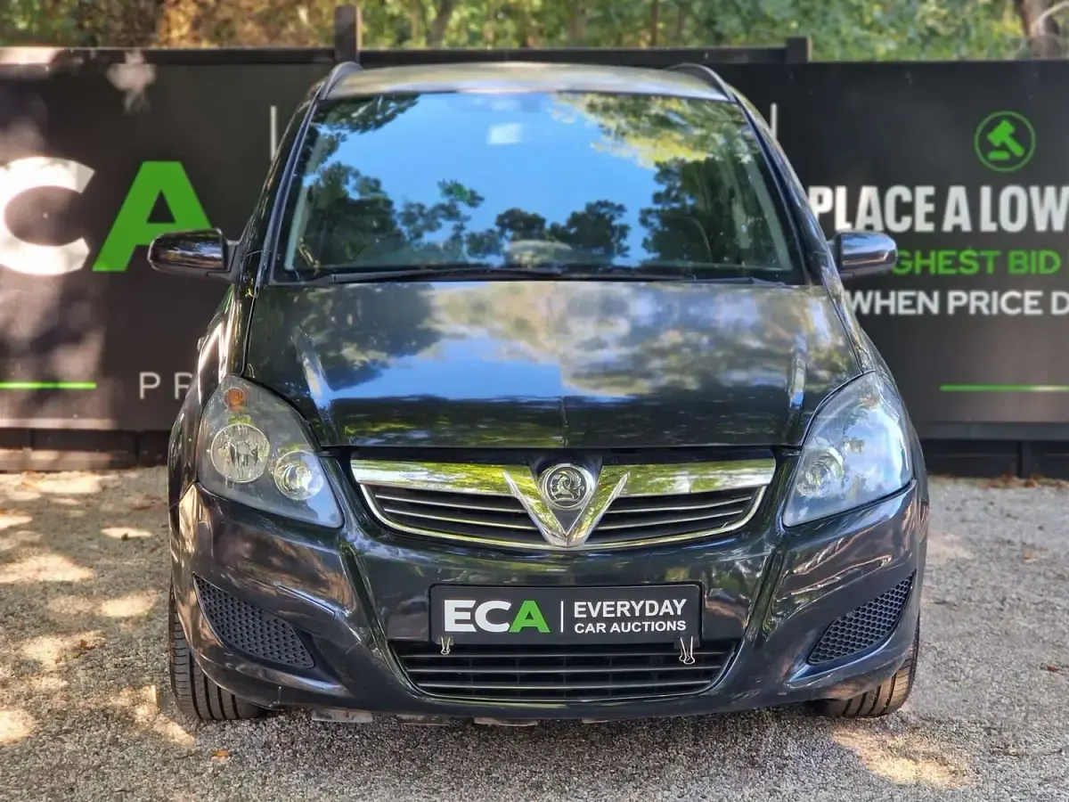 Used Vauxhall Zafira 105 HP (77 kW) 2009 Black MPV