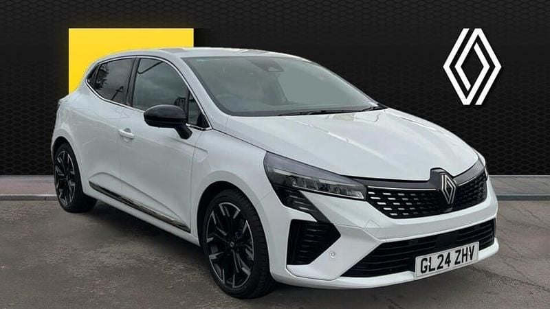 White Used 2024 Renault Clio V Techno Hatchback | £16,983 (Good price) - Image 1/4