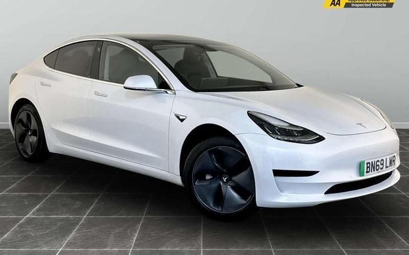 Used 2021 Tesla Model 3 Standard Range Sedan | £13,795 (Good price) - Image 1/2