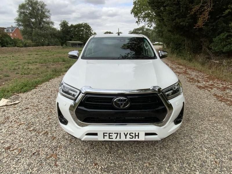 Used Toyota HiLux 2021 White Pickup