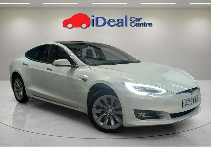 Used Tesla Model S 350 kW (476 HP) 2019 White Hatchback