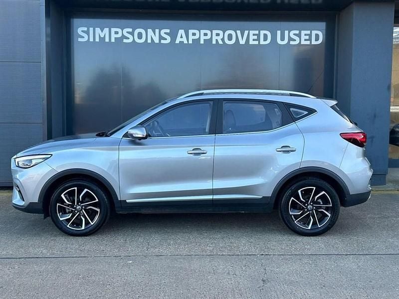 Used MG MG3 106 HP (77 kW) 2022 Silver Hatchback