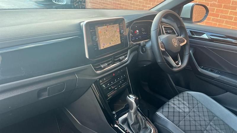Used VW T-Roc R-line 150 HP (110 kW) 2025 Ascot grey SUV