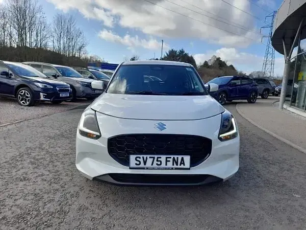 Used Suzuki Swift 82 HP (60 kW) 2025 White Hatchback