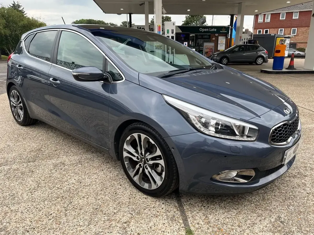 Used Kia Ceed 2015 Blue Hatchback