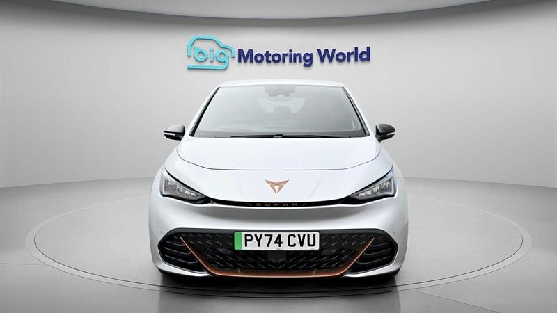 Used Cupra Born e-Boost 169 kW (231 HP) 2024 Silver Hatchback