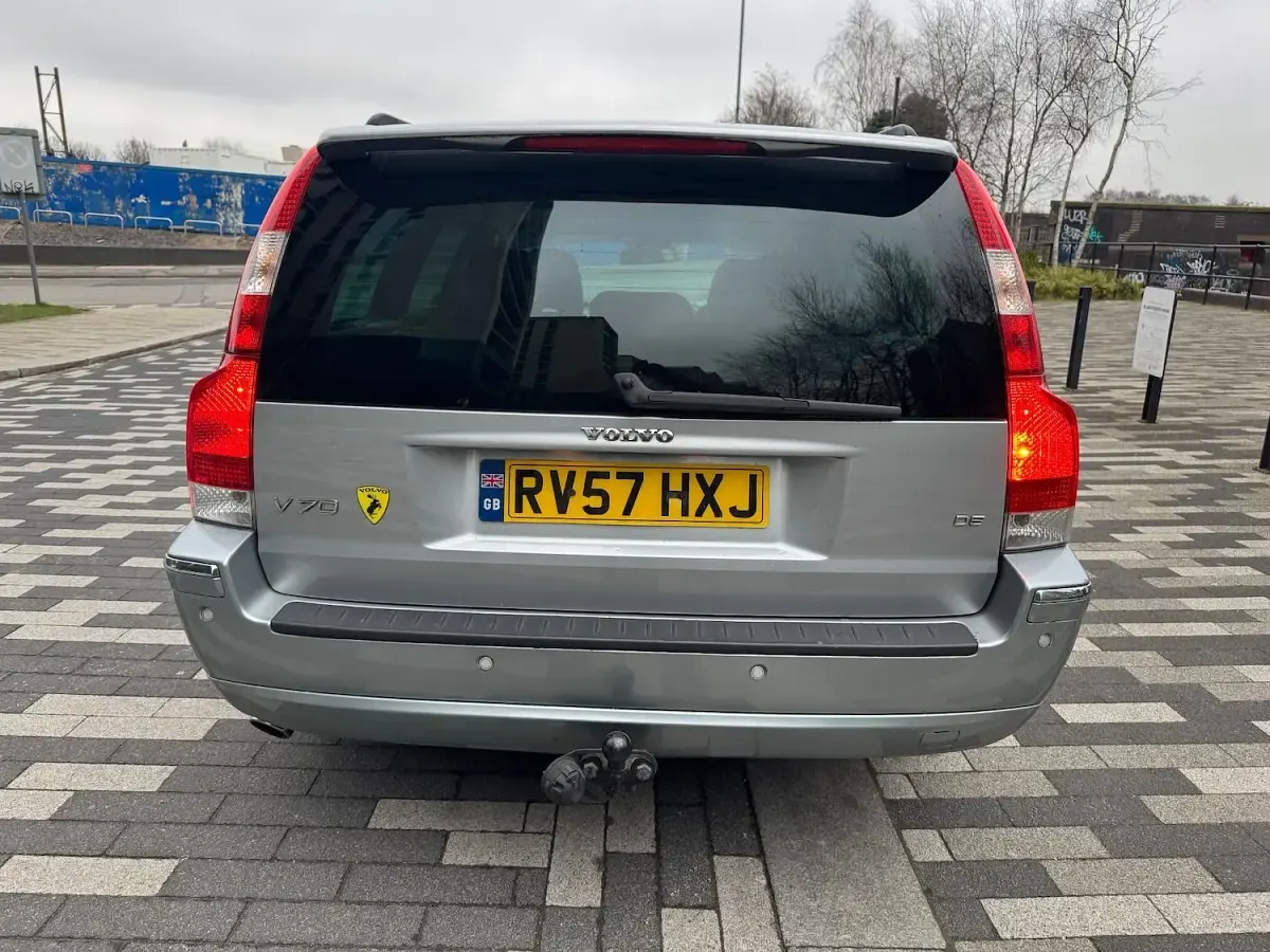 Used Volvo V70 SE 2007 Silver Estate