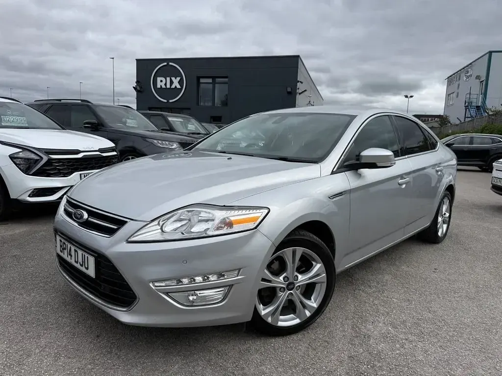 Used Ford Mondeo Business Edition 2014 Silver Hatchback
