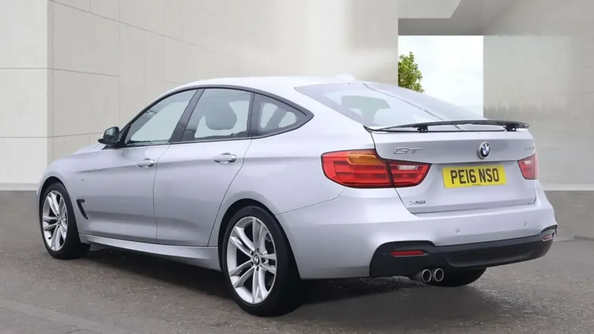 Used BMW 330 M Sport 2016 Silver Hatchback