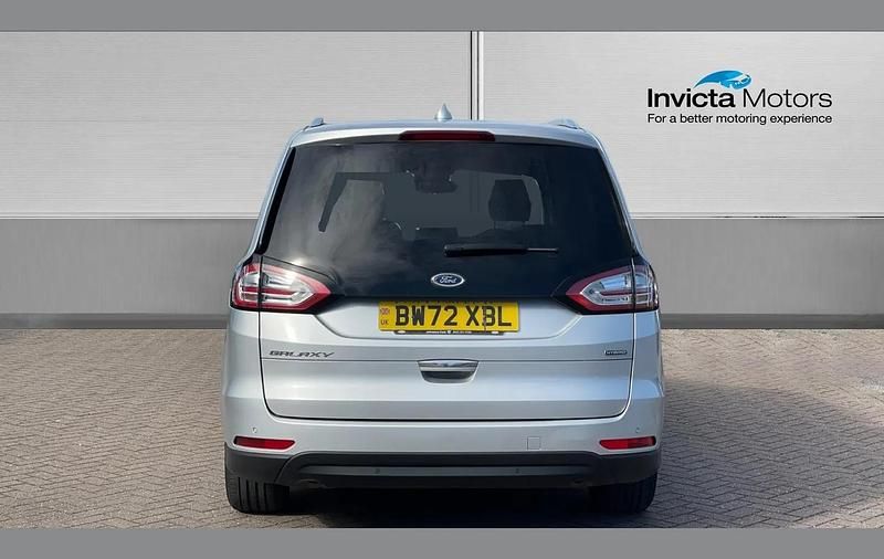 Usado Ford Galaxy Titanium 190 HP (139 kW) 2023 Prateado Monovolume