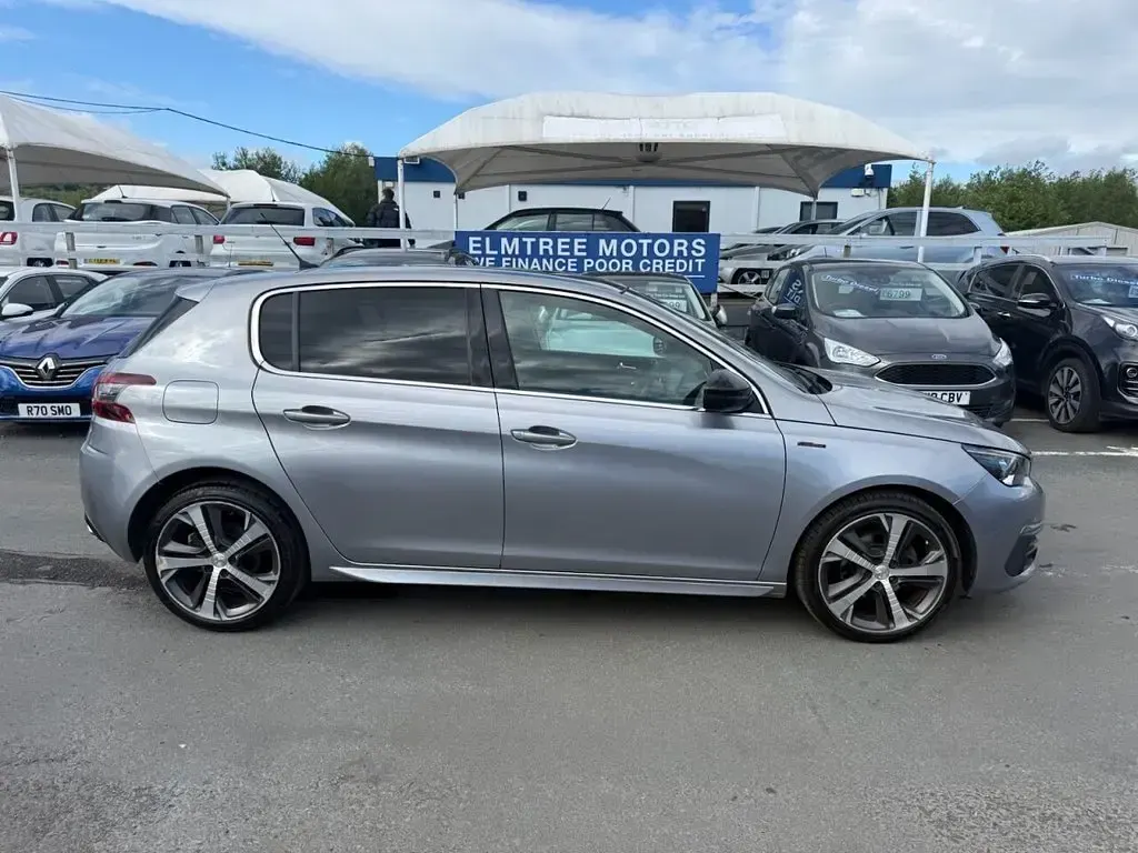 Used Peugeot 308 GT-line 120 HP (88 kW) 2017 Grey Hatchback
