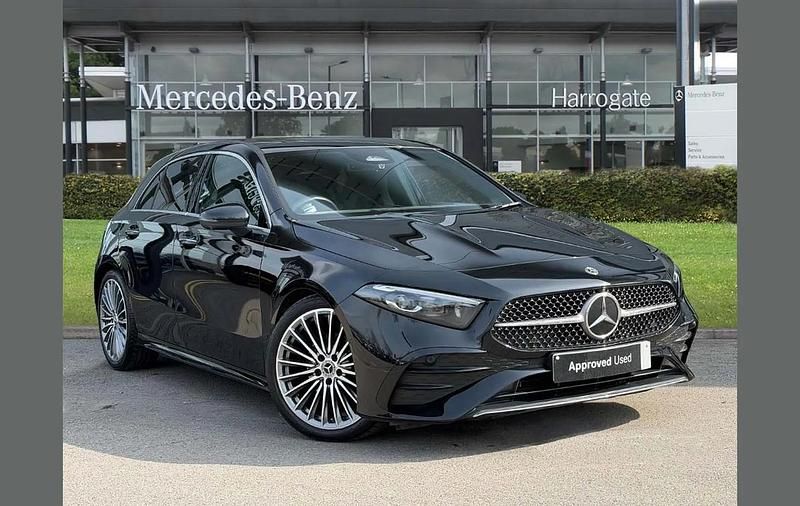 Used Mercedes A180 AMG Line Premium Plus 134 HP (98 kW) 2024 Black Hatchback