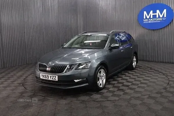 Used Skoda Octavia SE 115 HP (84 kW) 2019 Grey Estate