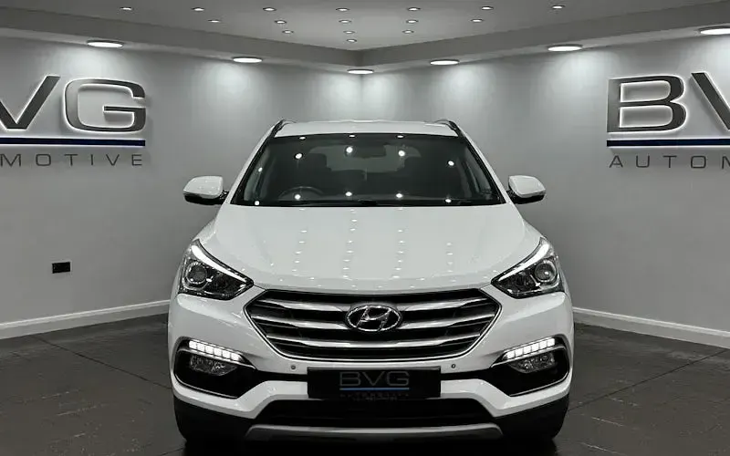 Used Hyundai Santa Fe Premium 200 HP (147 kW) 2017 White SUV