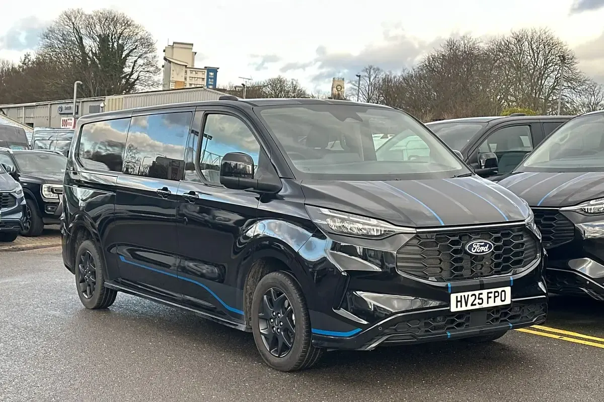 Used Ford Transit Custom Sport 170 HP (125 kW) 2025 Van