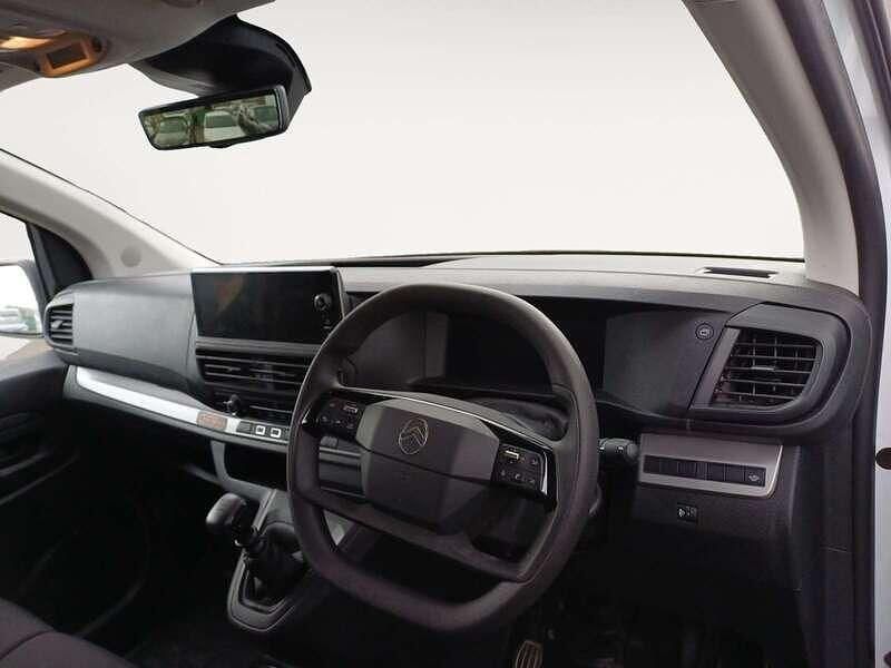 Used Citroën Dispatch 120 HP (88 kW) 2024 White MPV