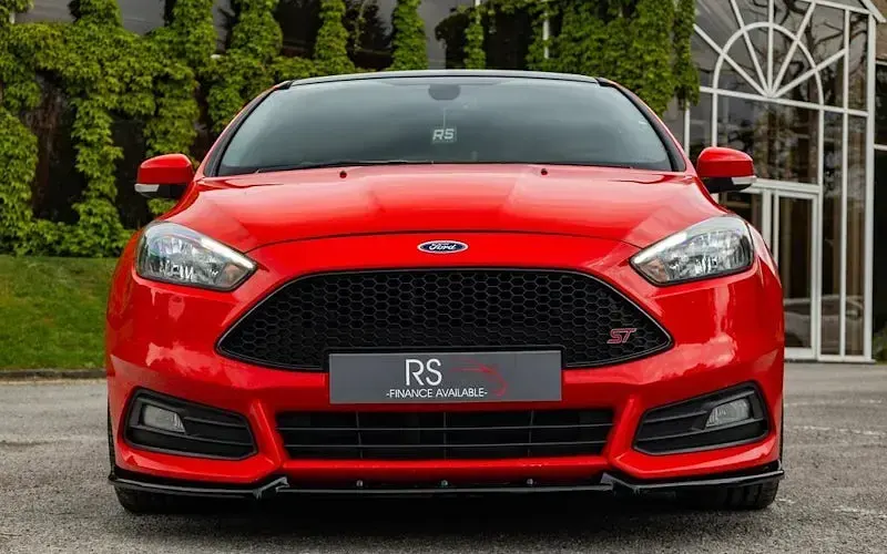 Używany Ford Focus ST 185 KM (136 kW) 2015 Czerwony Hatchback