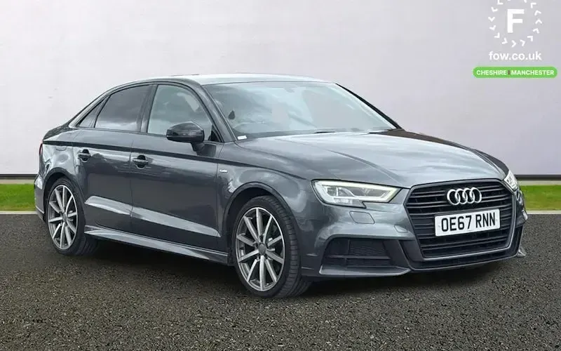 Usado Audi A3 Black Edition 150 CV (110 kW) 2017 Berlina