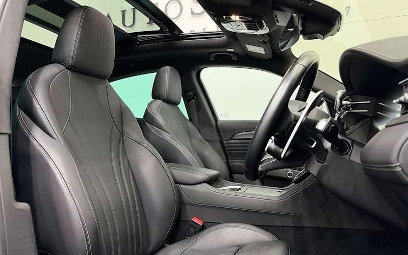 Used Maserati Grecale 330 HP (242 kW) 2025 SUV