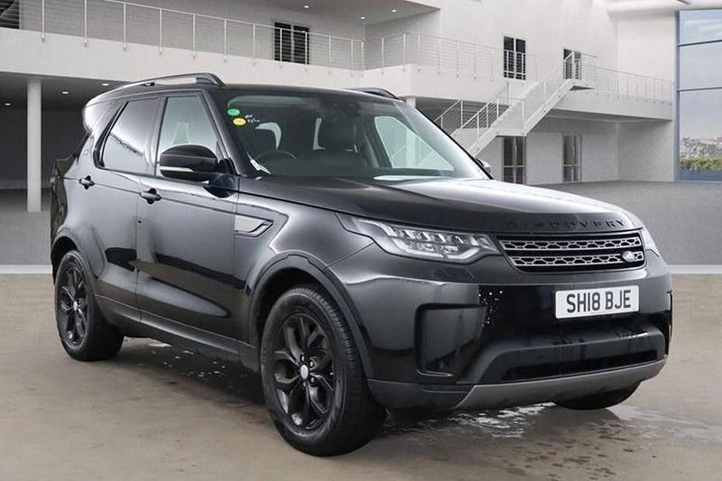 Used 2018 Land Rover Discovery 5 SE SUV | £17,490 (Super price) - Image 1/1