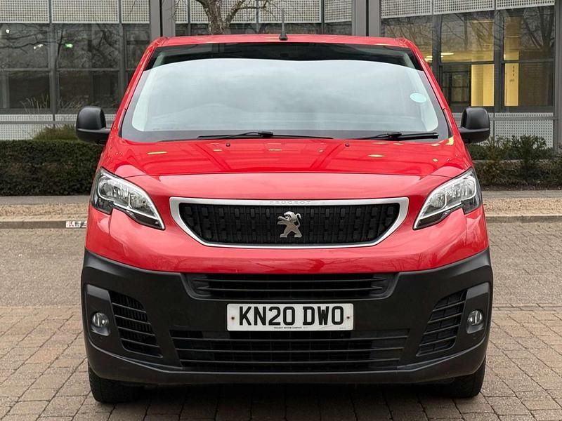 Used Peugeot Expert S 2020 Red Van