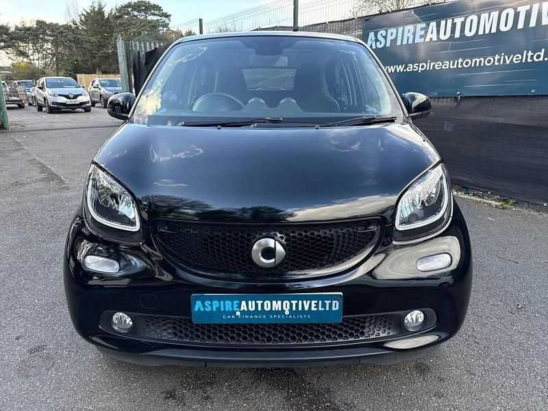 Used Smart ForFour Premium 71 HP (52 kW) 2017 Black Hatchback
