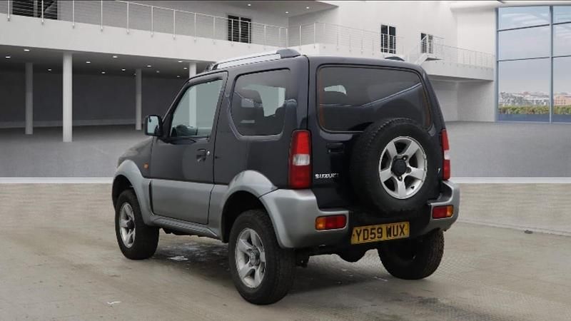 Used Suzuki Jimny 85 HP (62 kW) 2009 Black SUV