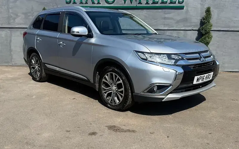 Used Mitsubishi Outlander 150 HP (110 kW) 2016 SUV
