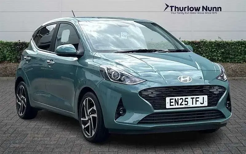 Used Hyundai i10 Premium 79 HP (58 kW) 2025 Hatchback