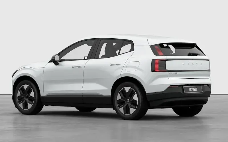 Nuevo Volvo EX30 Core 200 kW (272 CV) 2025 Negro SUV